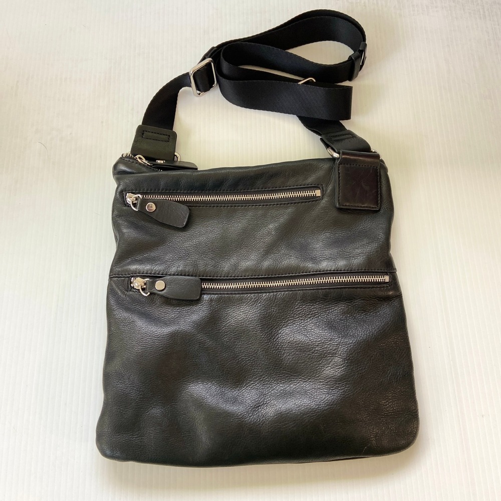 Margot Black‎ Pebble Leather Large Crossbody Bag